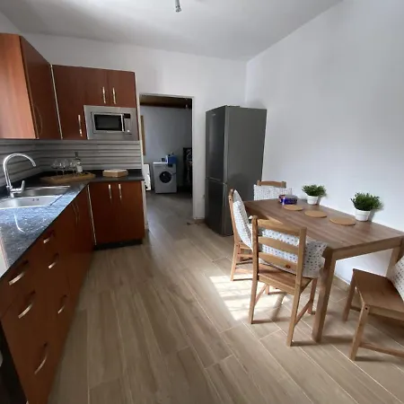 Casa Eloisita 度假居 *